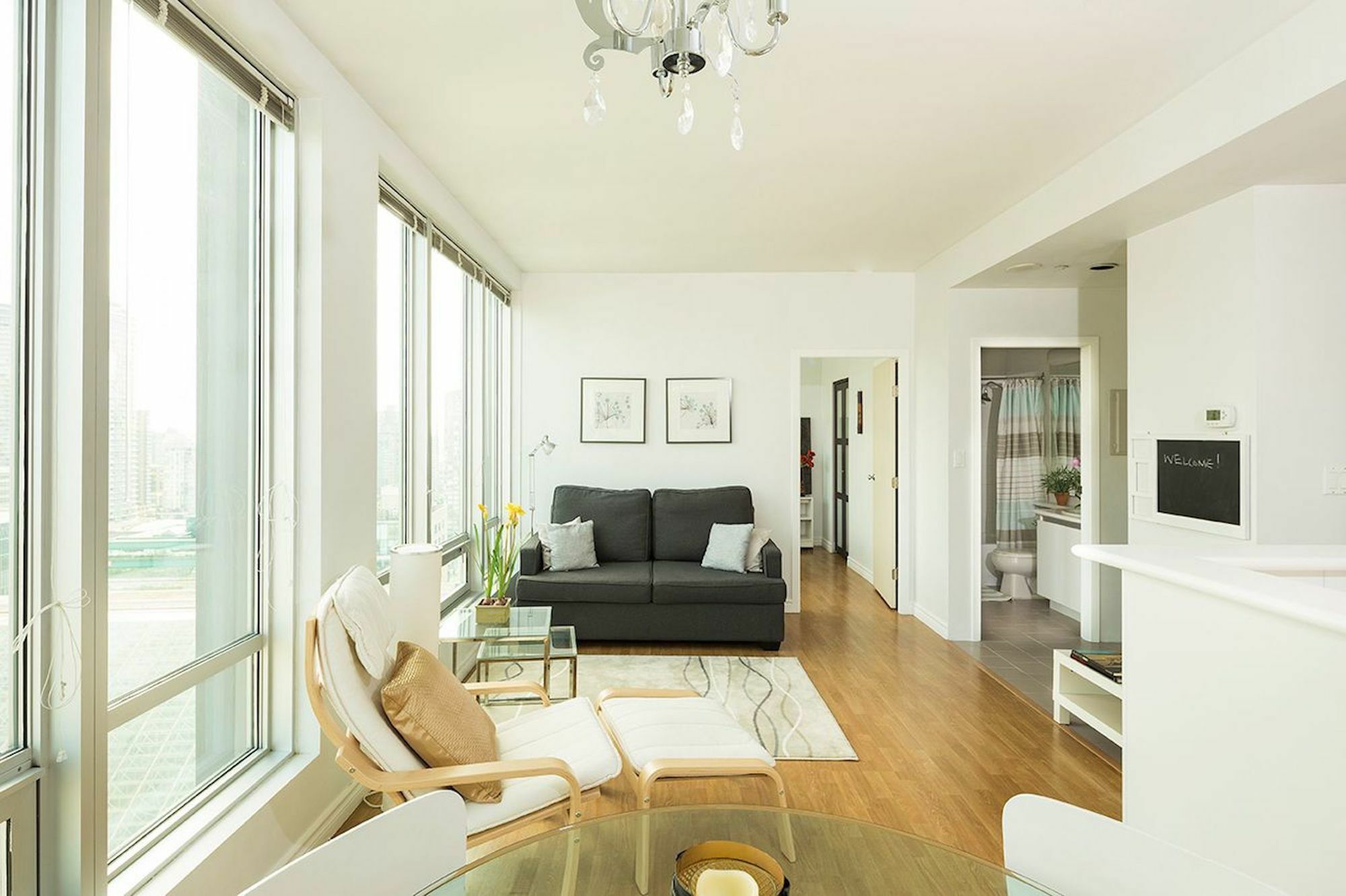 Hotel Central 1Br In Downtown Vancouver By Sonder Exterior foto